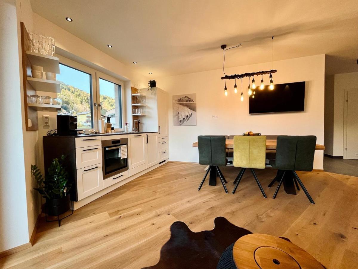 Alpin Art Appartements Grobming Exteriör bild